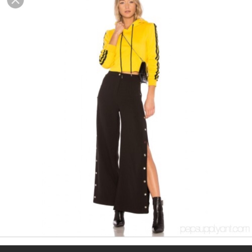 I AM GIA  NWT rare Kasumi Popper Pants SZ SMALL